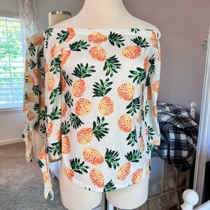 Off shoulder pineapple top
